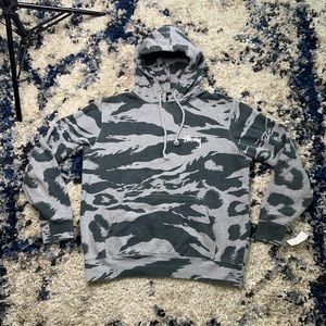 Men’s Medium Stüssy Graphic Print Fleece Hooded Pulliver Sweatshirt Grey